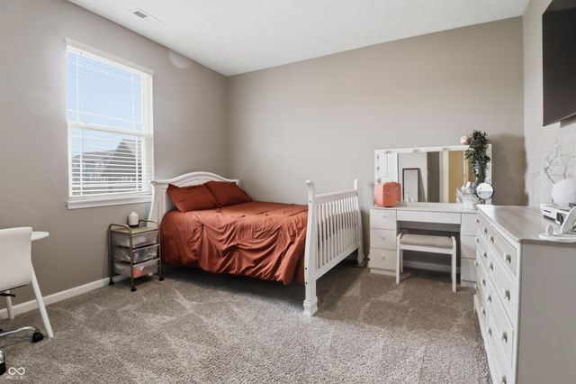 275 Carrick Glen Boulevard, Pendleton, IN 46064