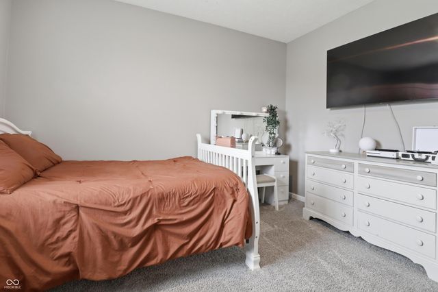 275 Carrick Glen Boulevard, Pendleton, IN 46064