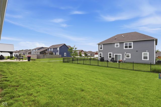 275 Carrick Glen Boulevard, Pendleton, IN 46064