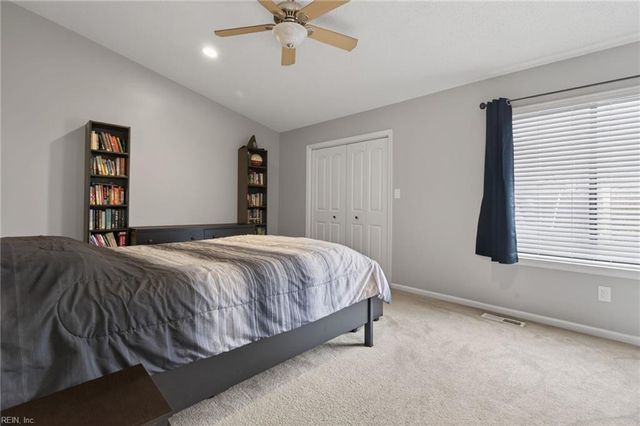 1512 Colonnade DR, Virginia Beach, VA 23451