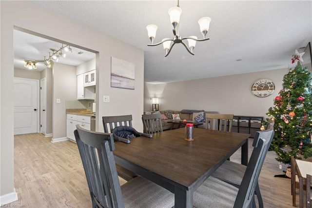 1512 Colonnade DR, Virginia Beach, VA 23451