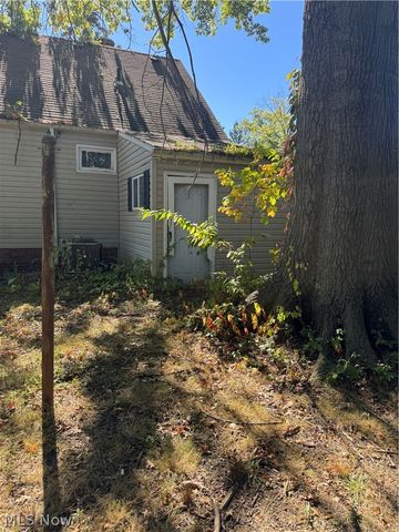 37603 Jordan Drive, Willoughby, OH 44094