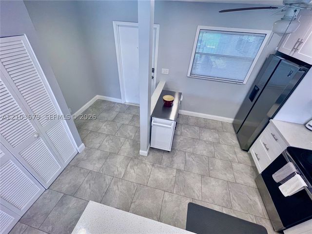 7502 NW 86th Ter 202, Tamarac, FL 33321