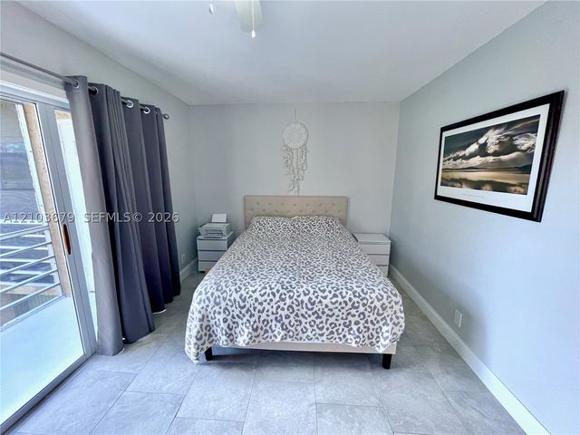 7502 NW 86th Ter 202, Tamarac, FL 33321