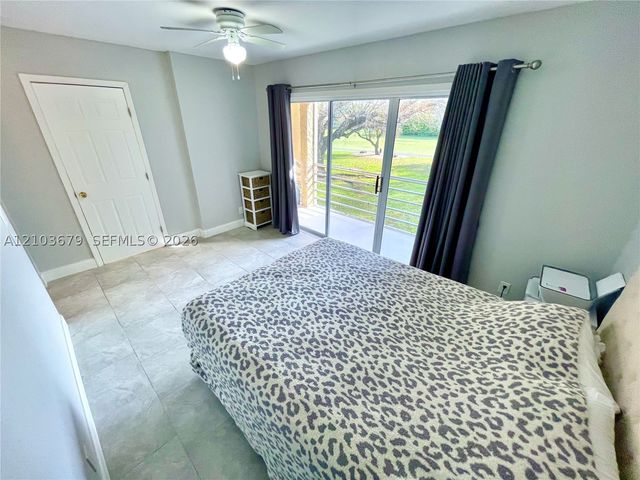 7502 NW 86th Ter 202, Tamarac, FL 33321