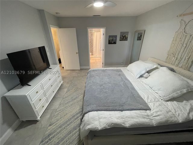 7502 NW 86th Ter 202, Tamarac, FL 33321