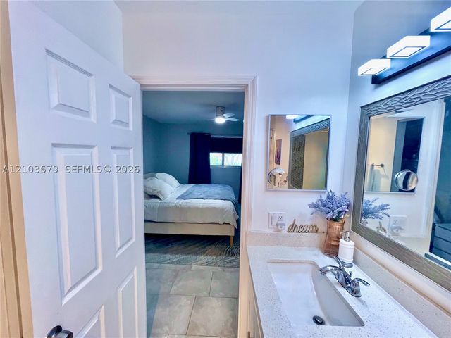 7502 NW 86th Ter 202, Tamarac, FL 33321