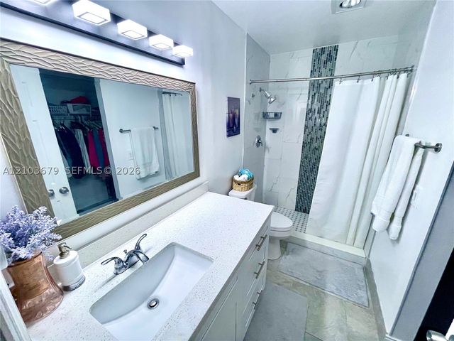 7502 NW 86th Ter 202, Tamarac, FL 33321