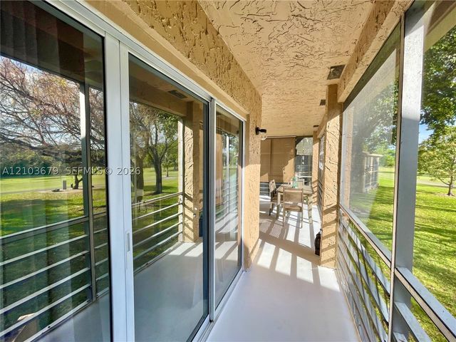 7502 NW 86th Ter 202, Tamarac, FL 33321