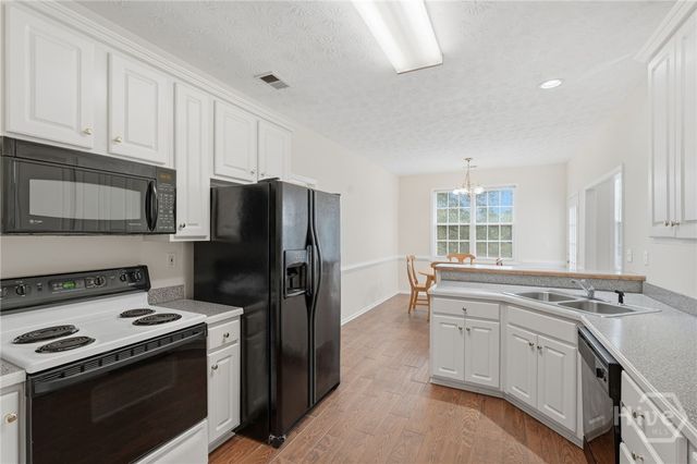 95 Old Hickory Lane, Oxford, GA 30054