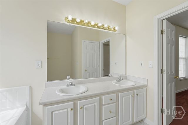 95 Old Hickory Lane, Oxford, GA 30054