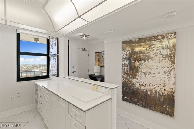 320 Seaview CT 1204, Marco Island, FL 34145