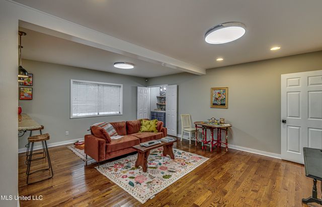 4407 Forest Park Drive, Jackson, MS 39211