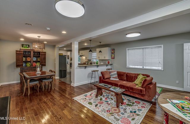 4407 Forest Park Drive, Jackson, MS 39211