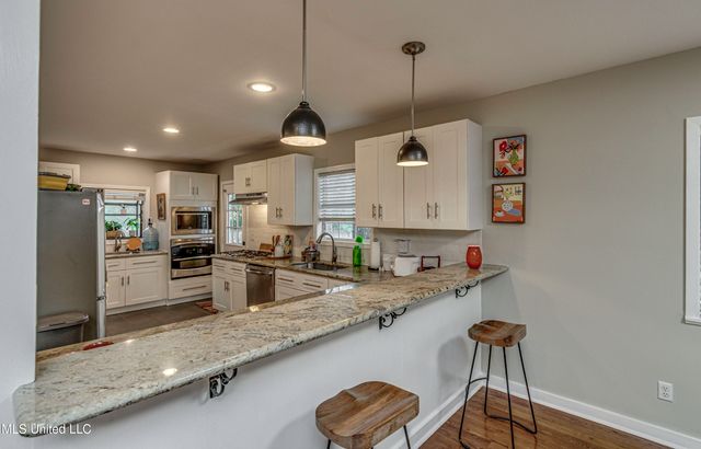 4407 Forest Park Drive, Jackson, MS 39211