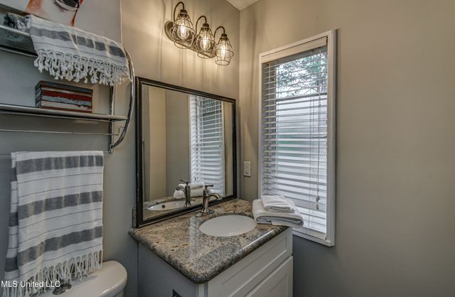 4407 Forest Park Drive, Jackson, MS 39211