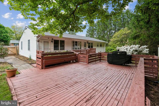 6203 W HEMLOCK DR, Sykesville, MD 21784