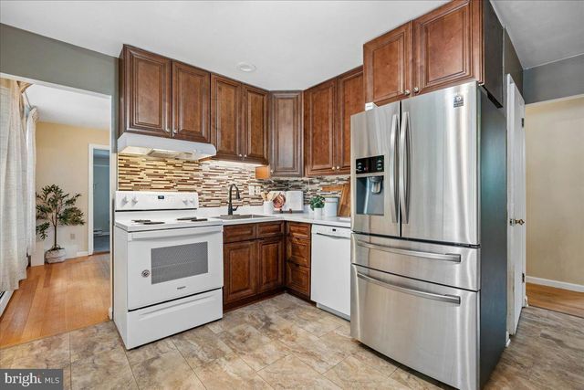 6203 W HEMLOCK DR, Sykesville, MD 21784