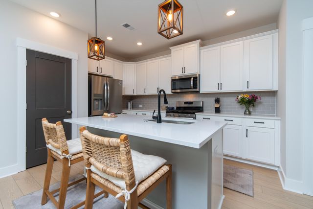 315 Eclipse Street, Summerville, SC 29486