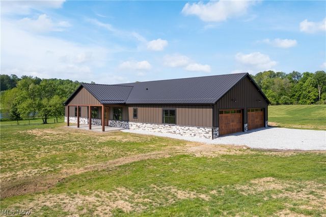 2085 Belfort Avenue, Louisville, OH 44641