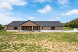 2085 Belfort Avenue, Louisville, OH 44641