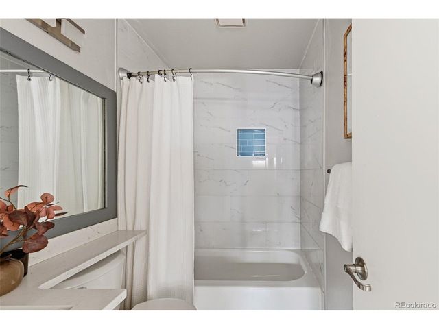 8350 W 87th Dr D, Arvada, CO 80005