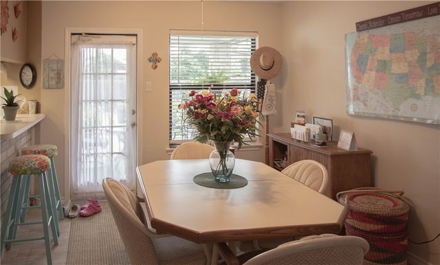 13954 Seafarer Dr, Corpus Christi, TX 78418