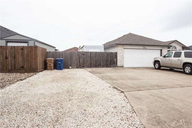 13954 Seafarer Dr, Corpus Christi, TX 78418