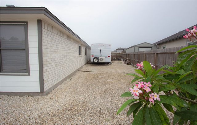 13954 Seafarer Dr, Corpus Christi, TX 78418