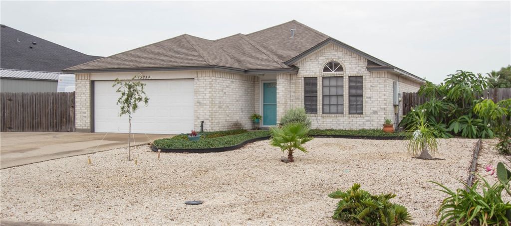 13954 Seafarer Dr, Corpus Christi, TX 78418