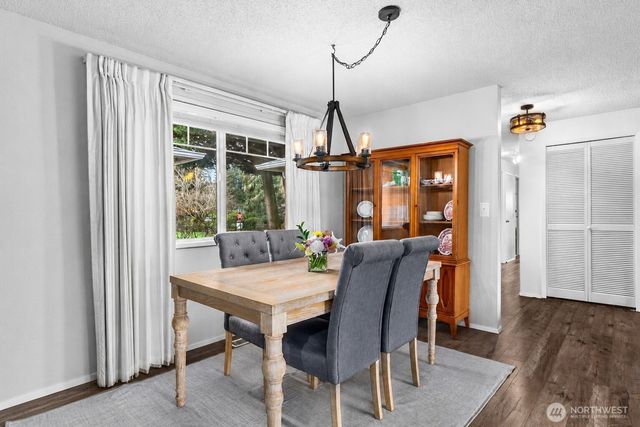 3102 60th Loop SE, Olympia, WA 98501