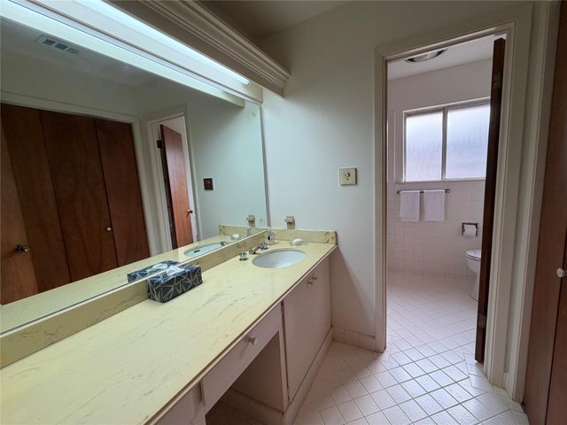 1531 17th Avenue N, Texas City, TX 77590