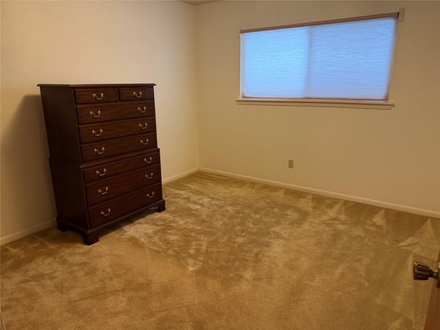 1531 17th Avenue N, Texas City, TX 77590