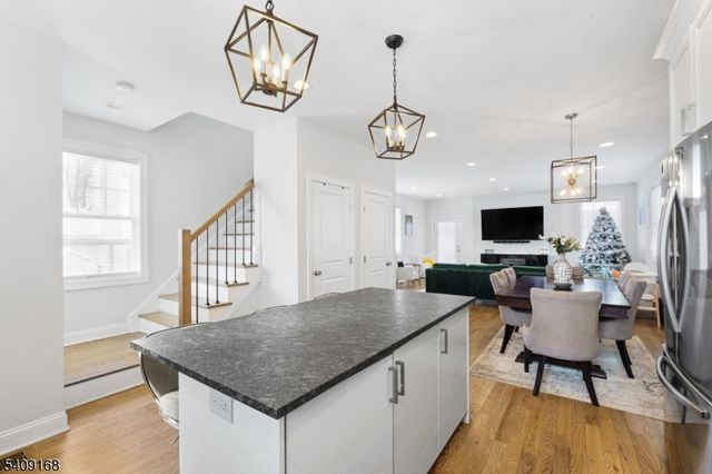 506 Brooklyn Mountain Rd, Hopatcong Boro, NJ 07843