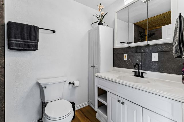 304 Sunrise Drive, Livingston, TX 77351