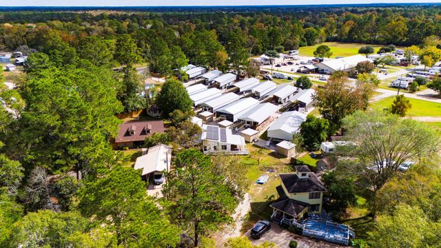 304 Sunrise Drive, Livingston, TX 77351