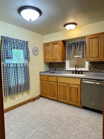 10444 Quirk Road, Van Buren, MI 48111
