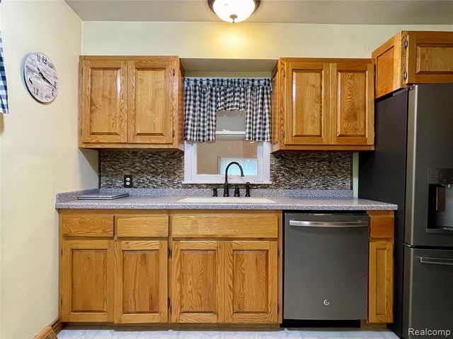 10444 Quirk Road, Van Buren, MI 48111