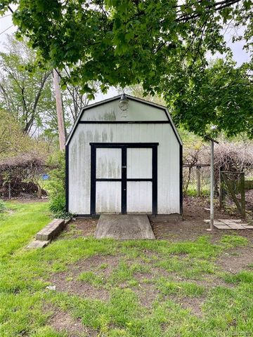 10444 Quirk Road, Van Buren, MI 48111