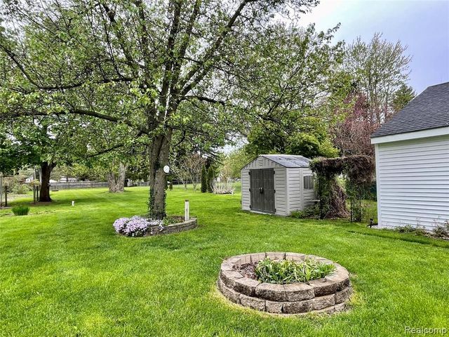 10444 Quirk Road, Van Buren, MI 48111