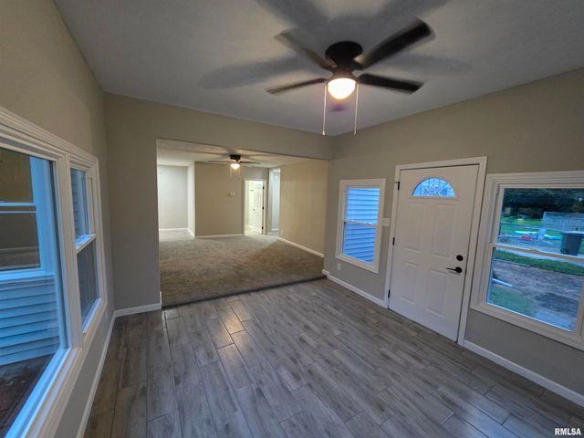 3357 S 3RD Street, Springfield, IL 62703