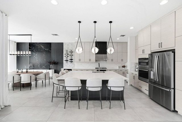 8092 Laurel Falls Drive, Boca Raton, FL 33496