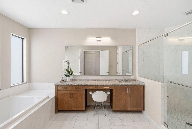 8092 Laurel Falls Drive, Boca Raton, FL 33496