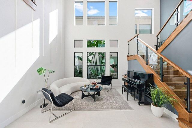 8092 Laurel Falls Drive, Boca Raton, FL 33496