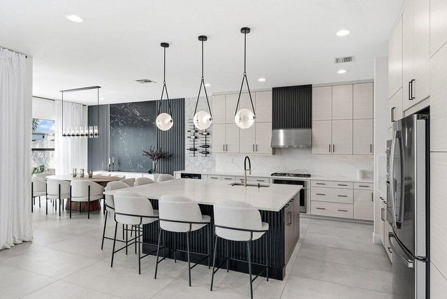 8092 Laurel Falls Drive, Boca Raton, FL 33496