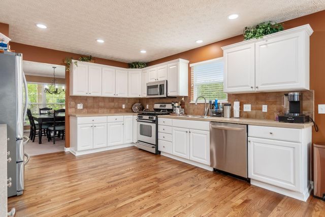 5994 Hampton Corners S, Hilliard, OH 43026