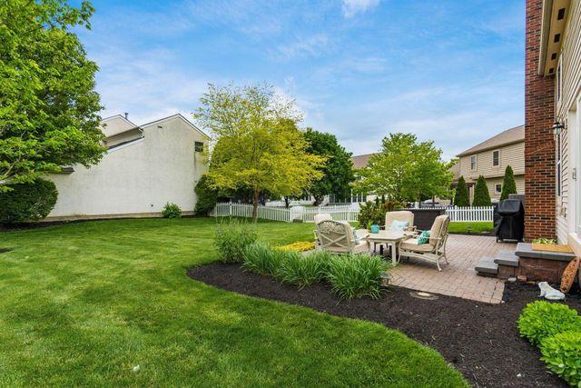 5994 Hampton Corners S, Hilliard, OH 43026