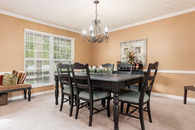 5994 Hampton Corners S, Hilliard, OH 43026