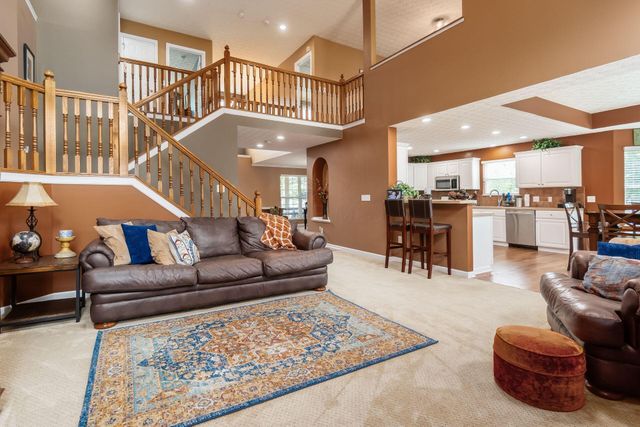 5994 Hampton Corners S, Hilliard, OH 43026