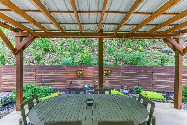 866 Howell Drive, Newark, OH 43055